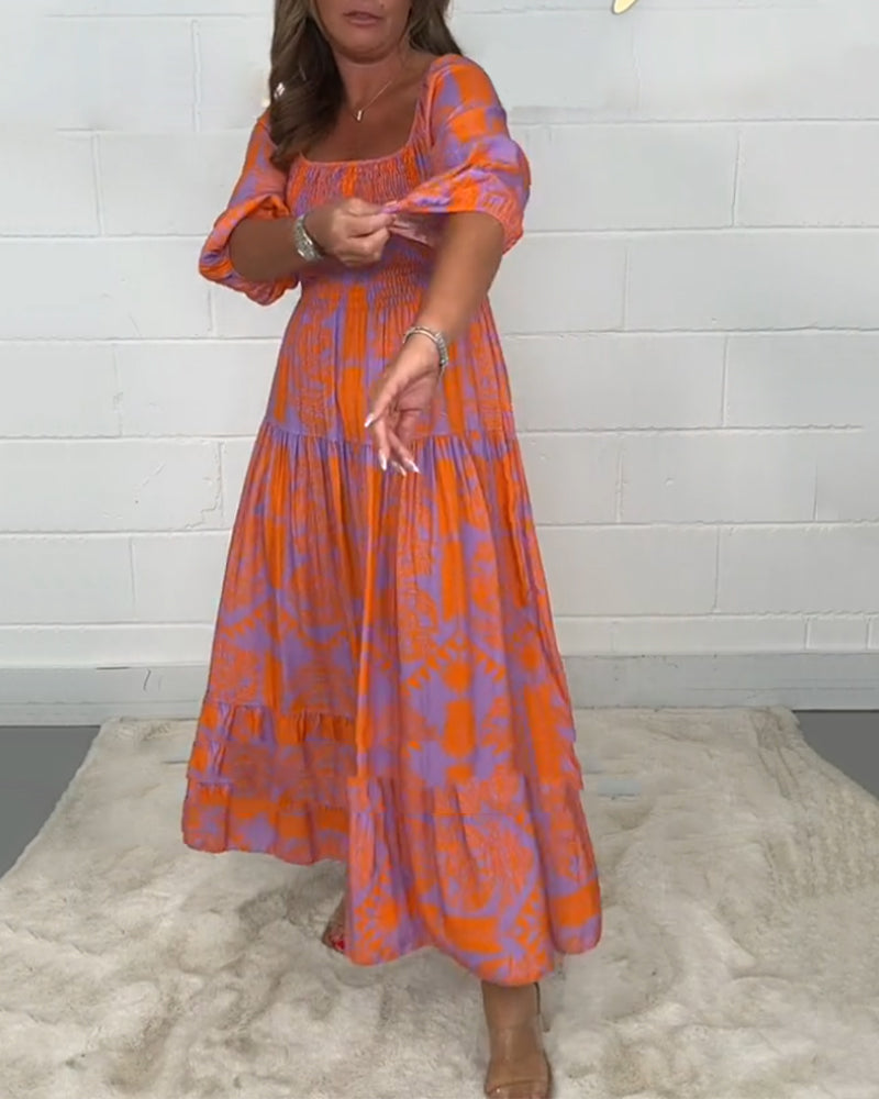 Robe à manches mi-longues et col carré