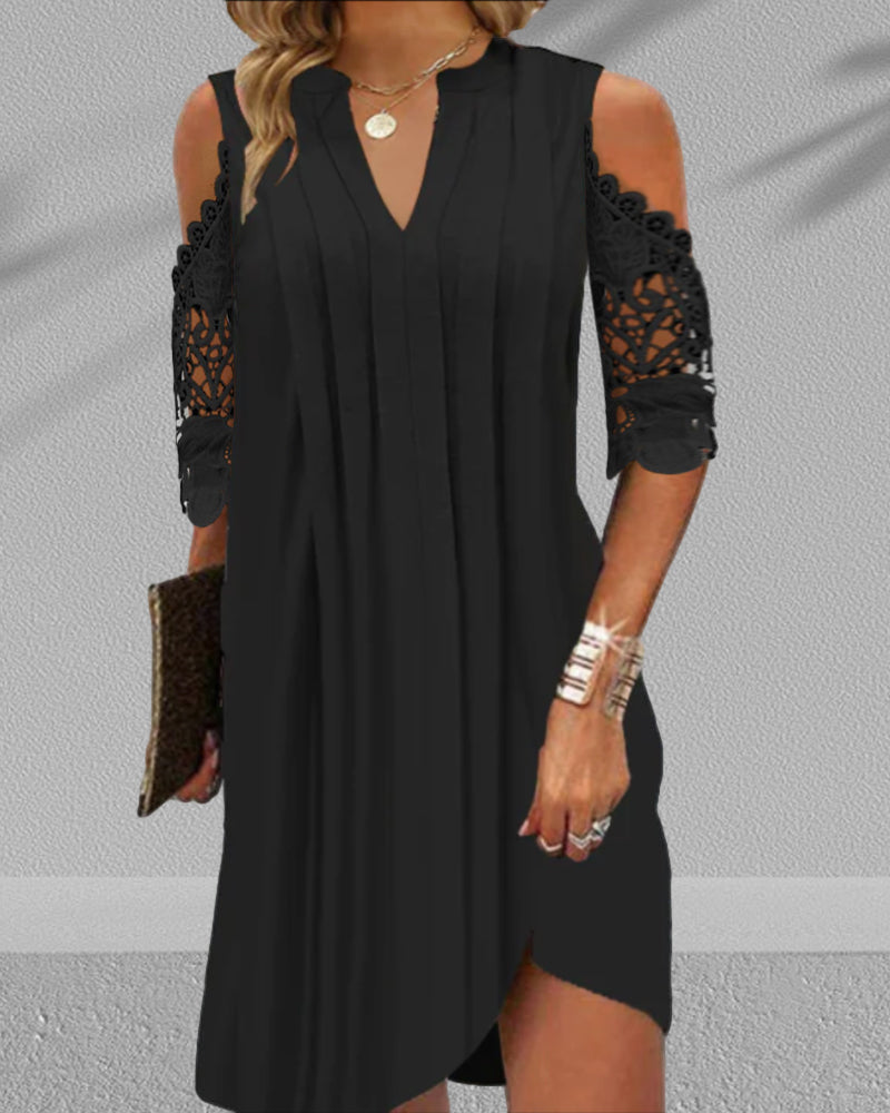 Robe de soirée élégante avec des manches en dentelle