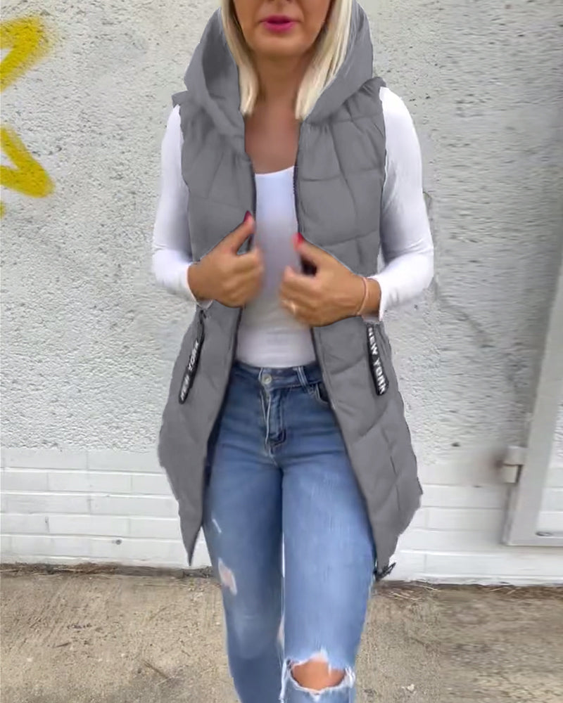 Manteau matelassé sans manches à capuche et fermeture éclair