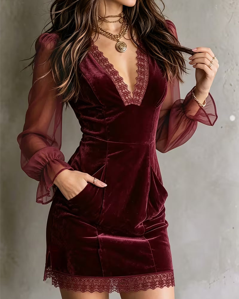 Robe Col V Slim Fit Dentelle Patchwork