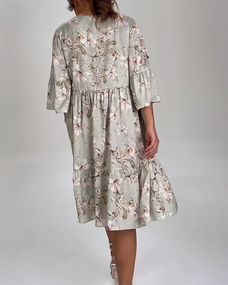 Robe à imprimé floral et manches cloche