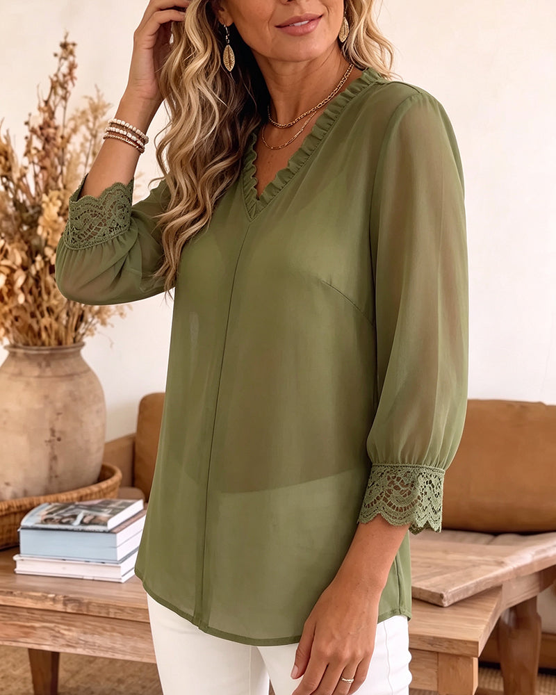 Blouse Col V Volant Dentelle Patchwork