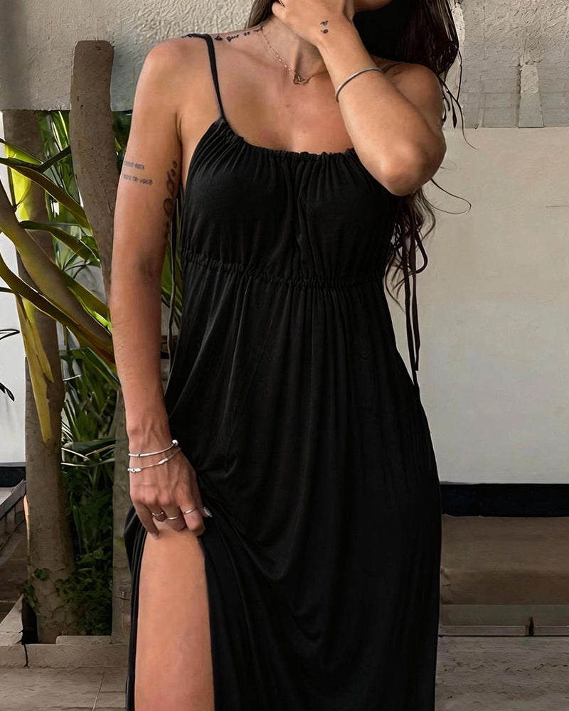 Robe sexy et élégante bretelles spaghetti