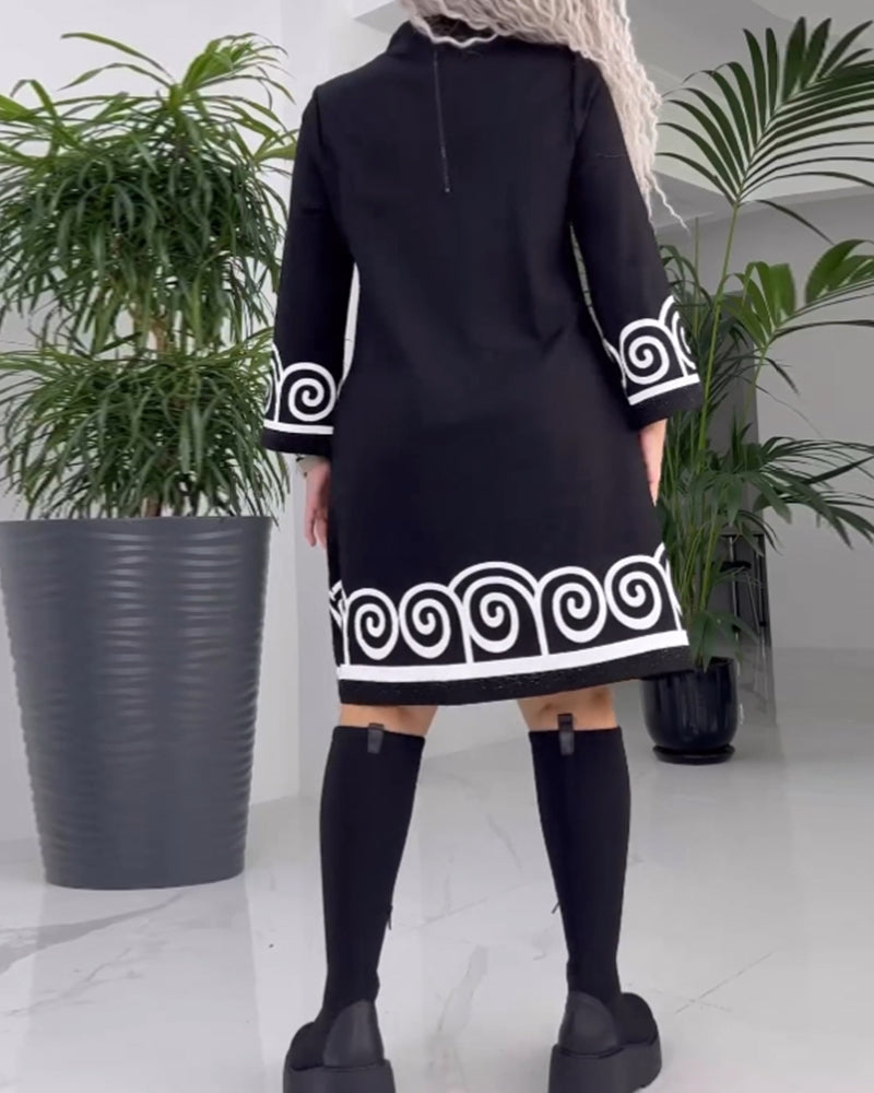 Robe à motif vagues et manches longues