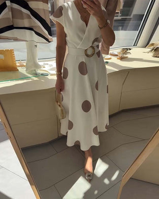 Robe À Pois Col En V Cintrée À La Taille
