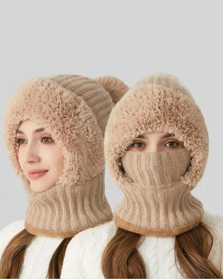 Bonnet Femme Uni Décoré D’Un Pompon