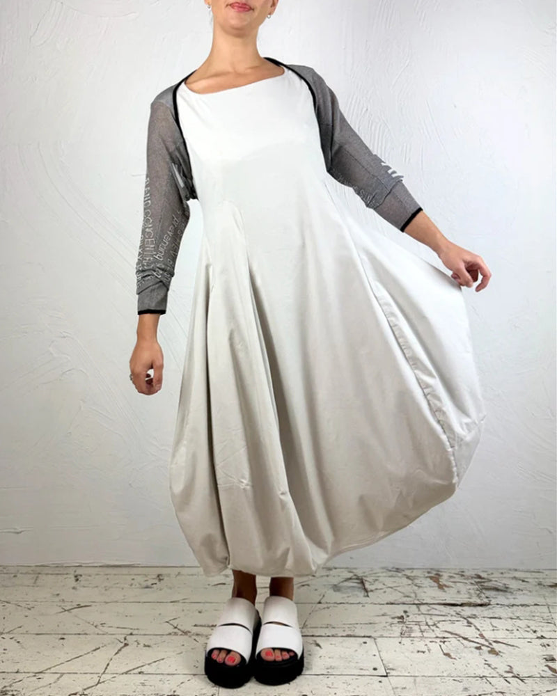 Robe bourgeon sans manches de couleur unie