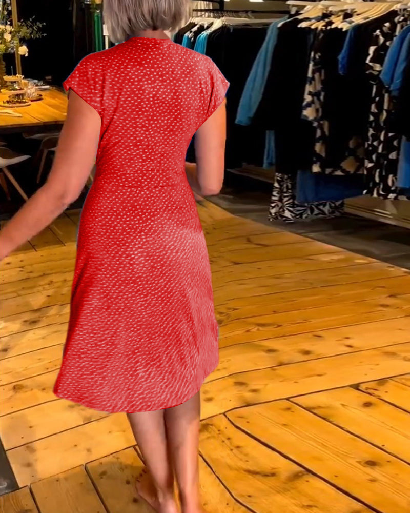 Robe col V à pois manches courtes