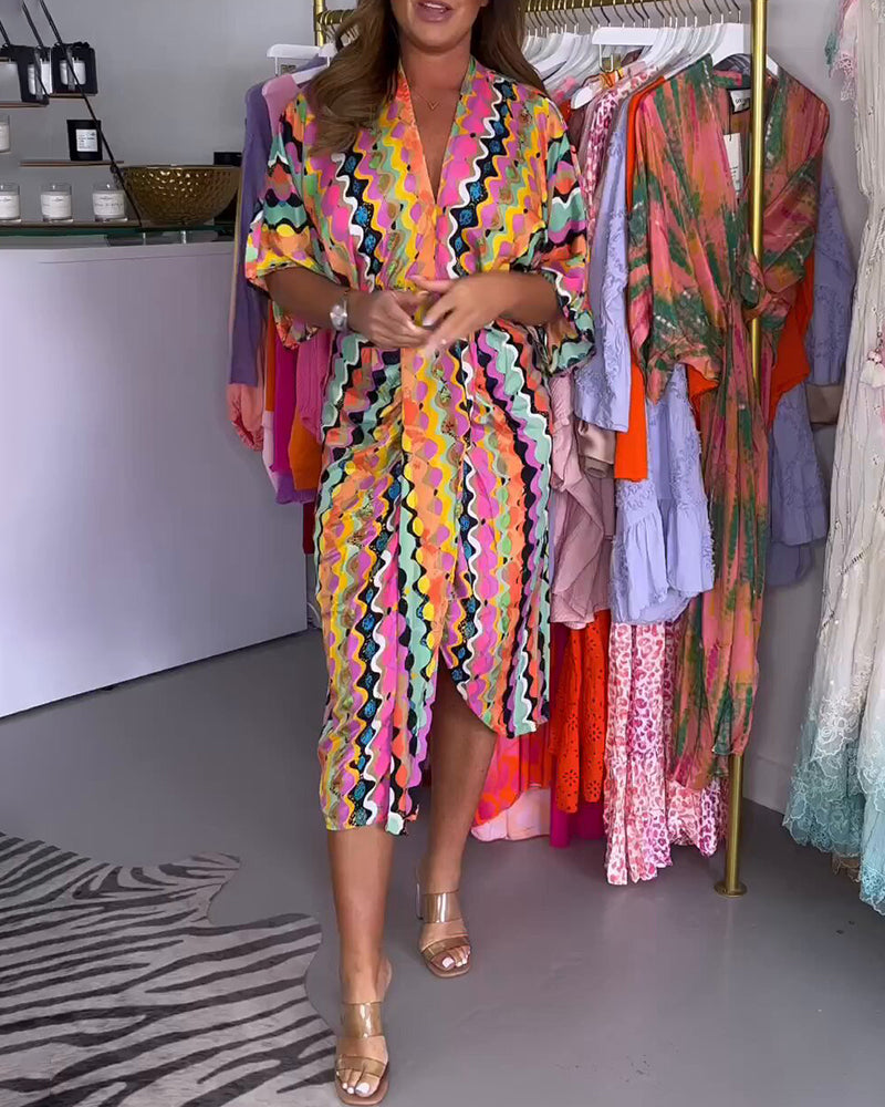 Robe avec col en V et demi-manche