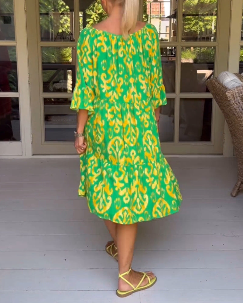 Robe ample imprimée à manches cloche