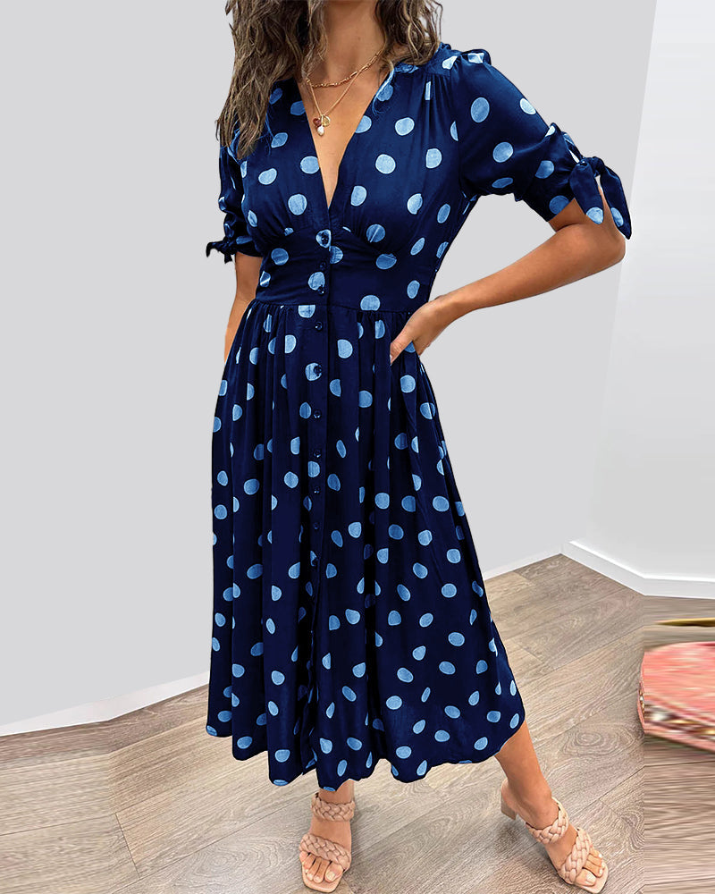 Robe à décolleté V profond et à pois