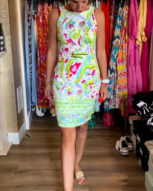 Robes sans manches et de coupe étroite avec des couleurs florales