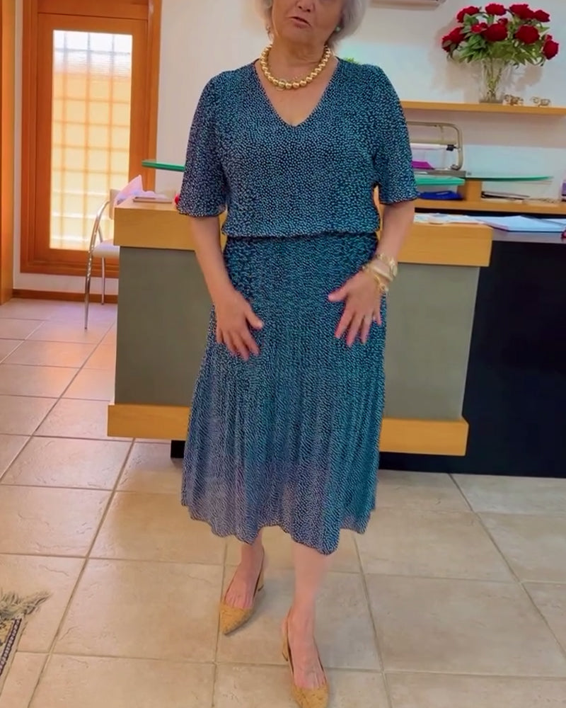 Jupe ample à col en V et manches mi-longues