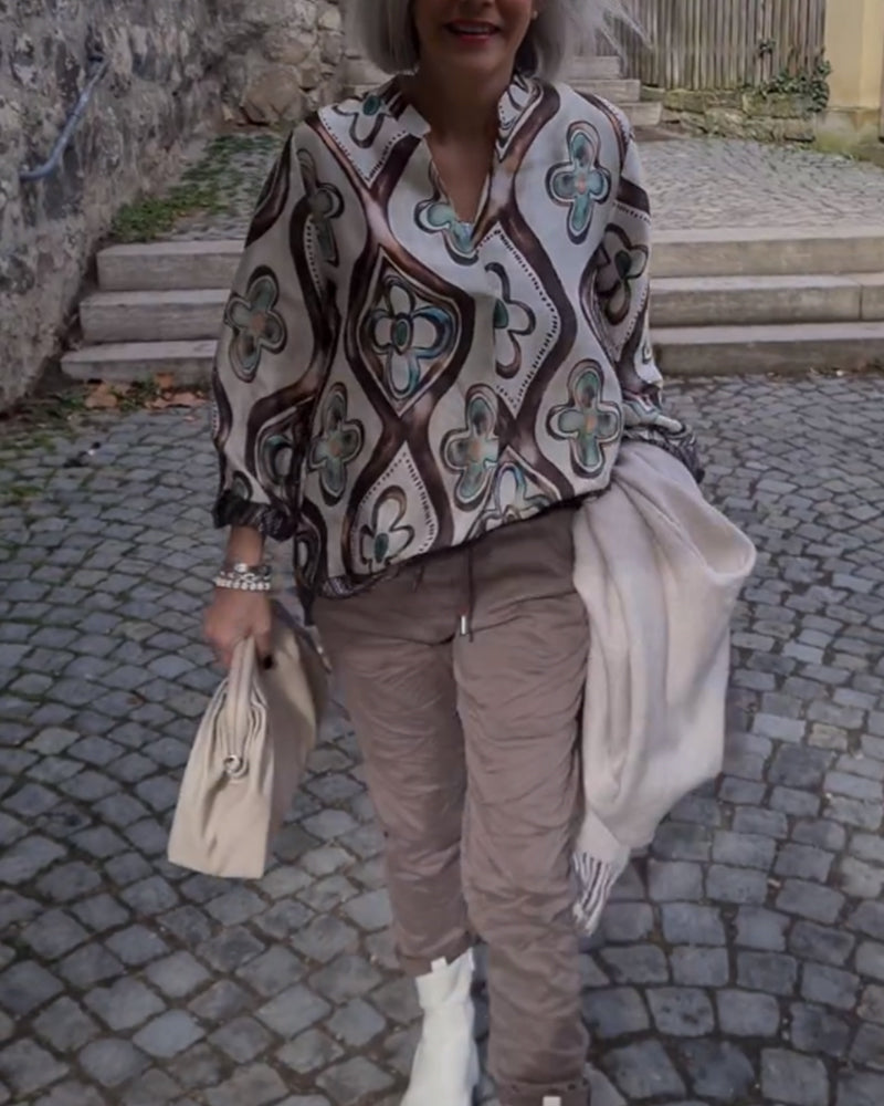 Blouse au style rétro et manches longues