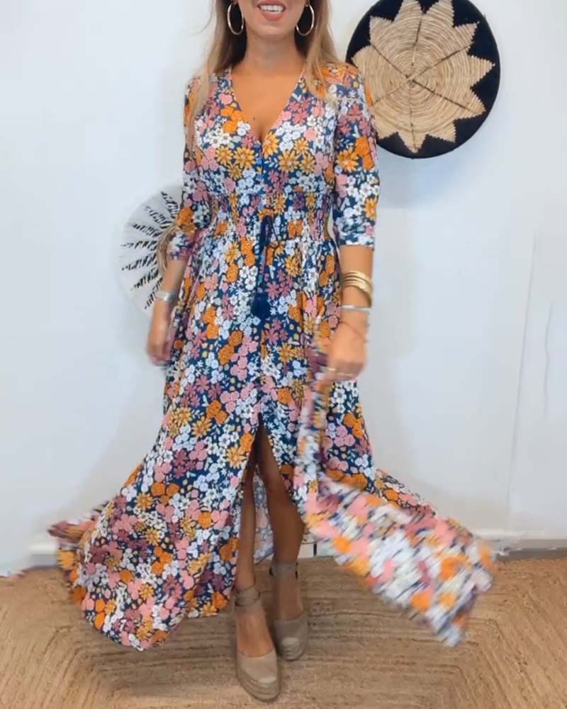 Robe à décolleté en V profond et à fleurs
