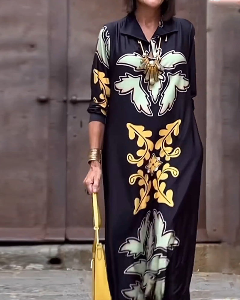 Robe de mode imprimée à revers