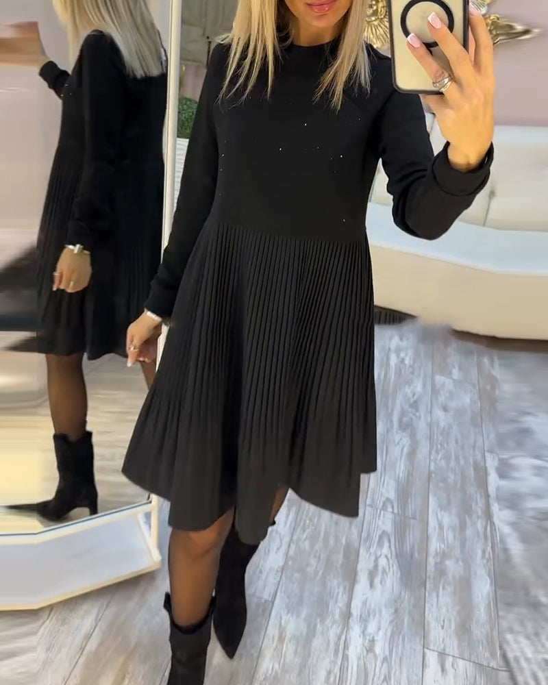 Robe Plissée À Manches Longues Avec Strass