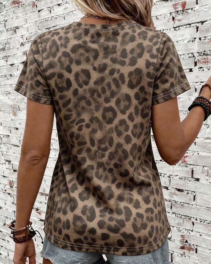 T-shirt Col-Rond Léopard Slim-Fit Manche Courte