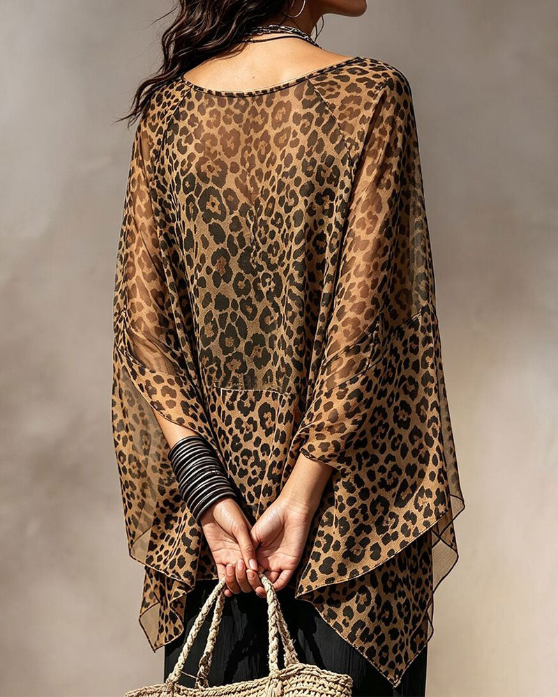 Blouse Col V Léopard Irrégulière