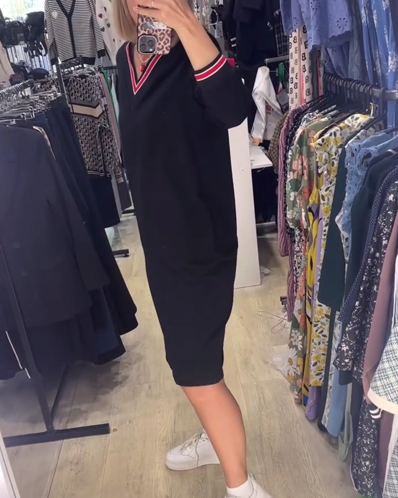 Robe col V avec poches