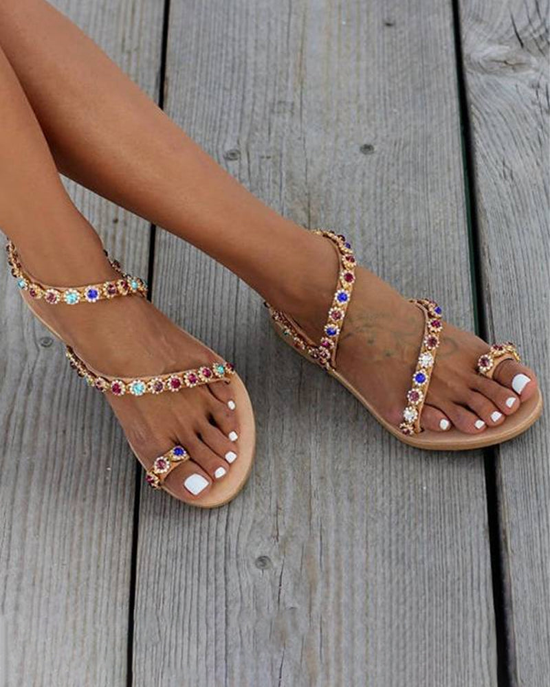 Sandales de plage colorées à enfiler