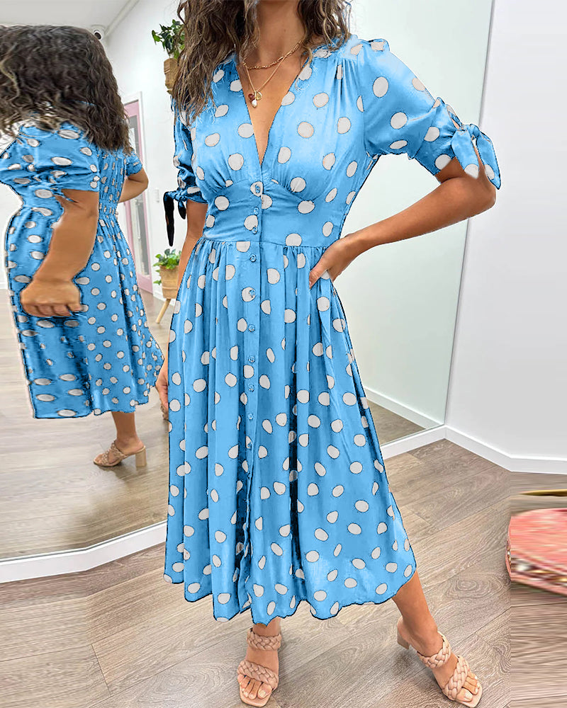Robe à décolleté V profond et à pois