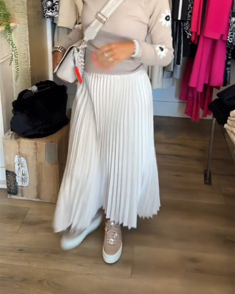 Robe plissée de couleur unie