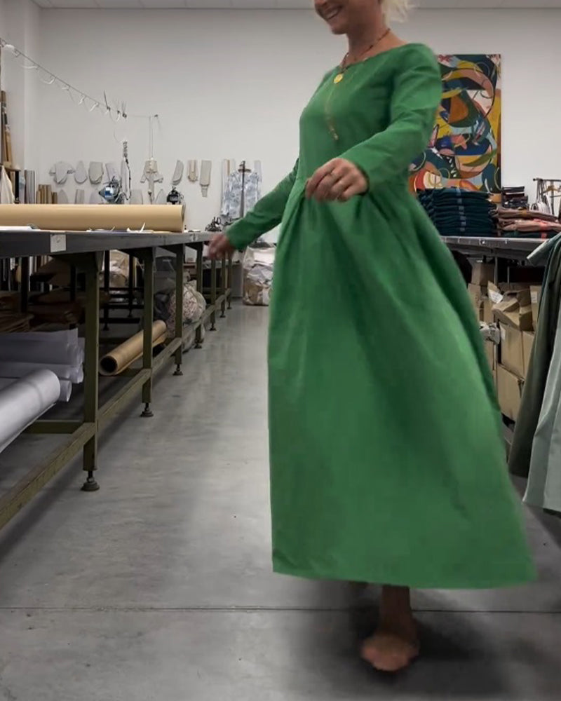 Robe unie à col rond