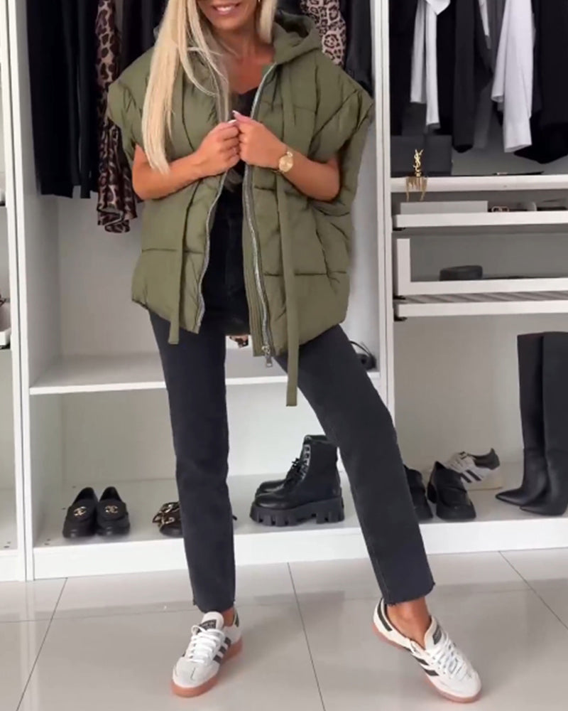 Vestes matelassées à manches courtes avec fermeture éclair et capuche de couleur unie