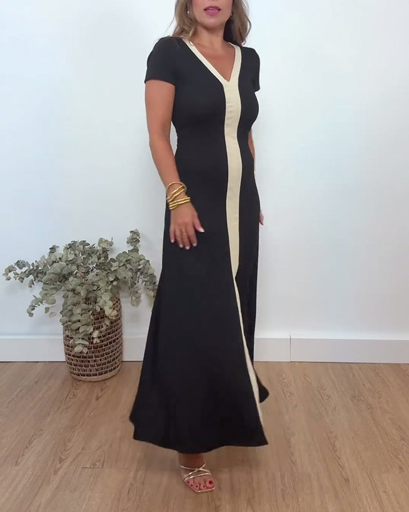 Robe élégante fendue à col en V et imprimé contrasté
