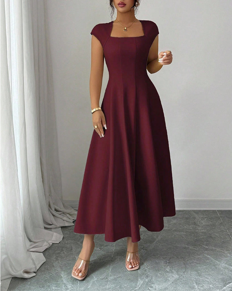 Robe Col Carré Manches Courtes