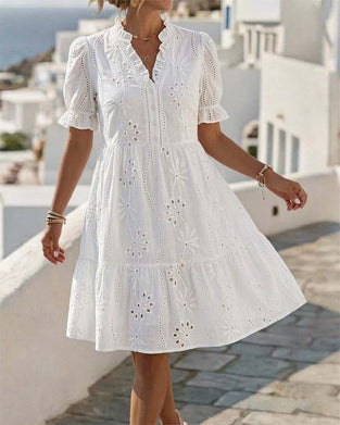 Robe Col V Volant Manches Bouffantes Courtes