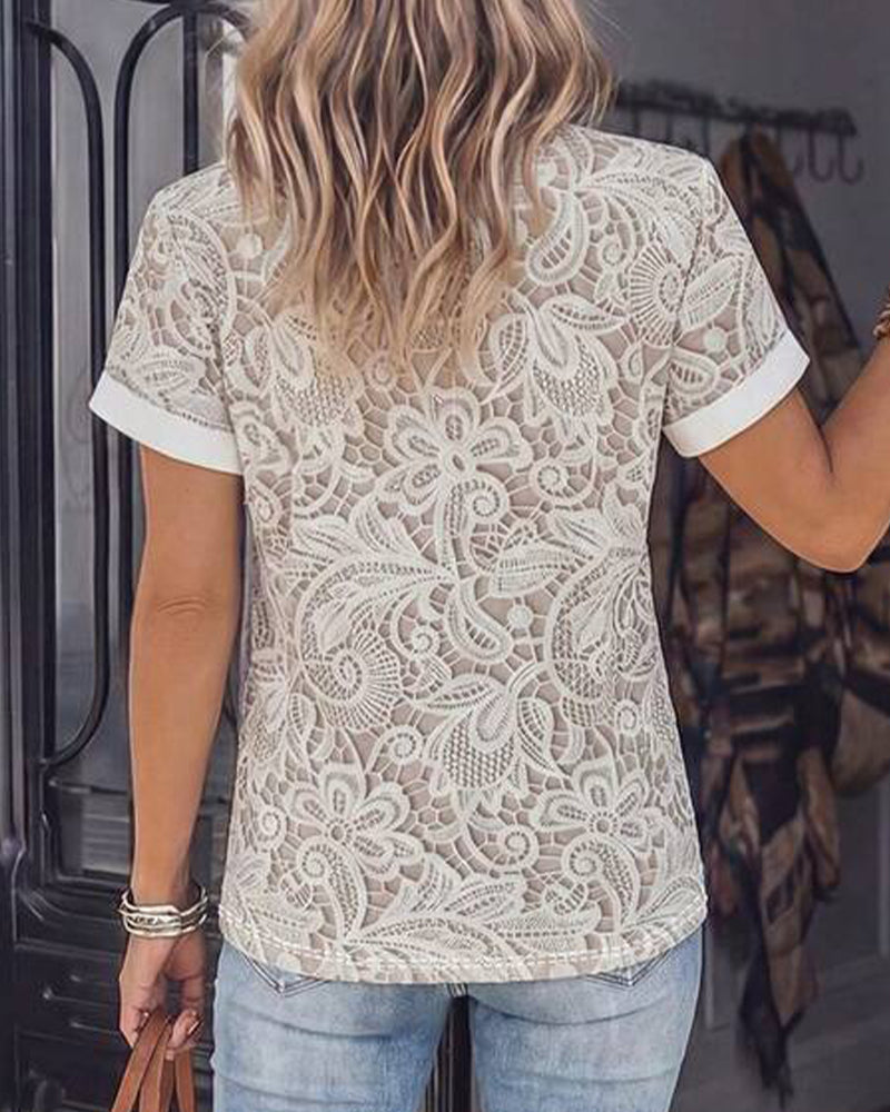 T-Shirt Découpé Dentelle Manche Courte