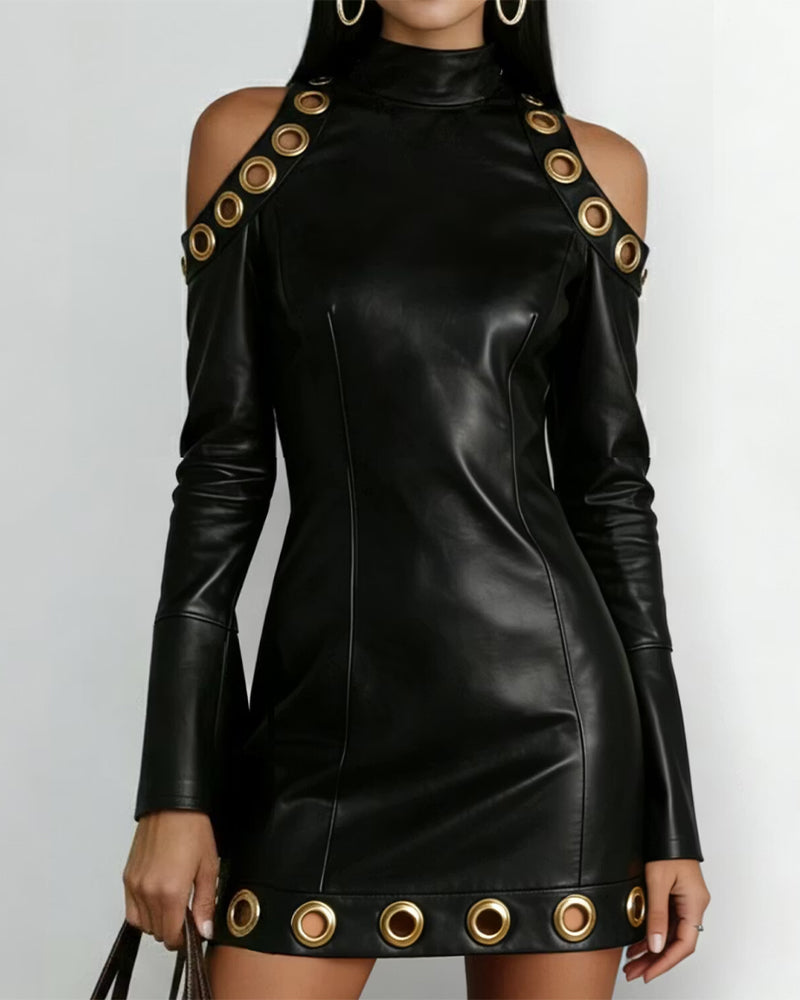 Robe Col Haut Épaule Nue Anneau Métallique