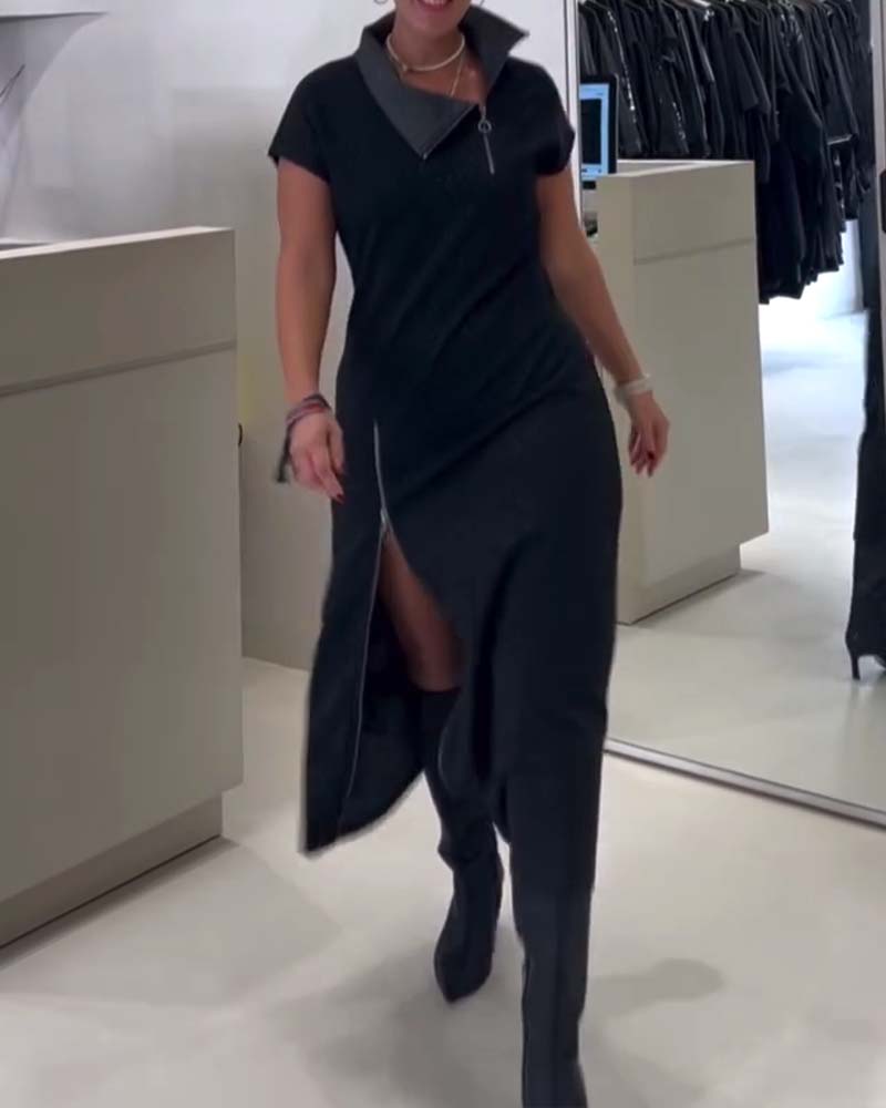 Robe décontractée à col asymétrique et fente zippée