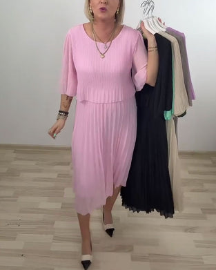 Robe Plissée Manche Mi-Longue