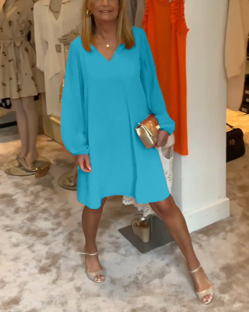 Robe col en V à manches lanternes de couleur unie