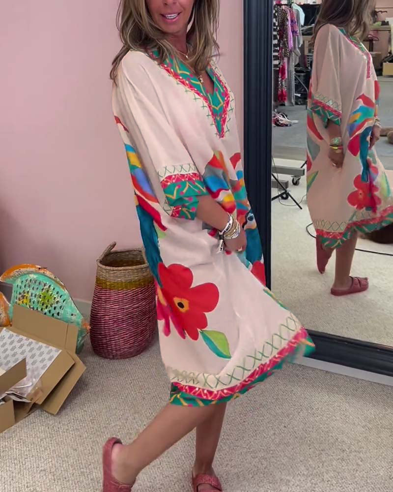 Robe à col en V imprimée Graffiti