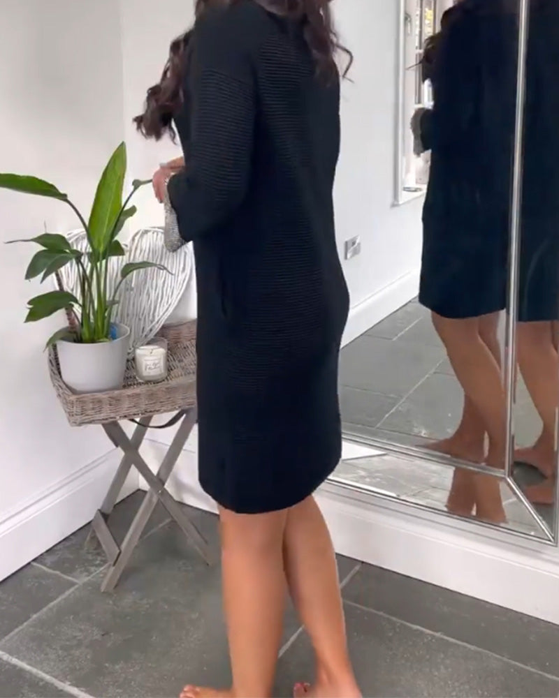 Robe élégante à col rond