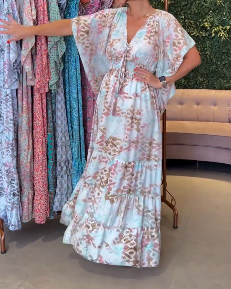 Robe longue imprimée à col en V et manches papillon