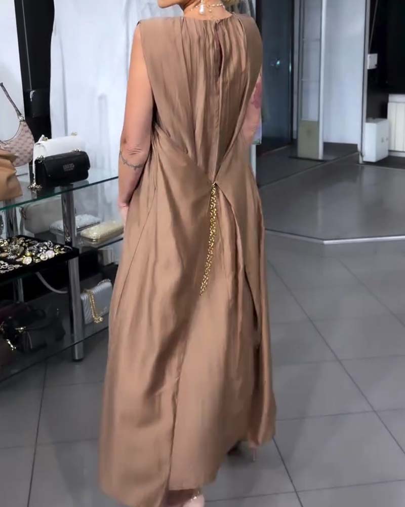 Robe Sans Manches Col Rond Plissée