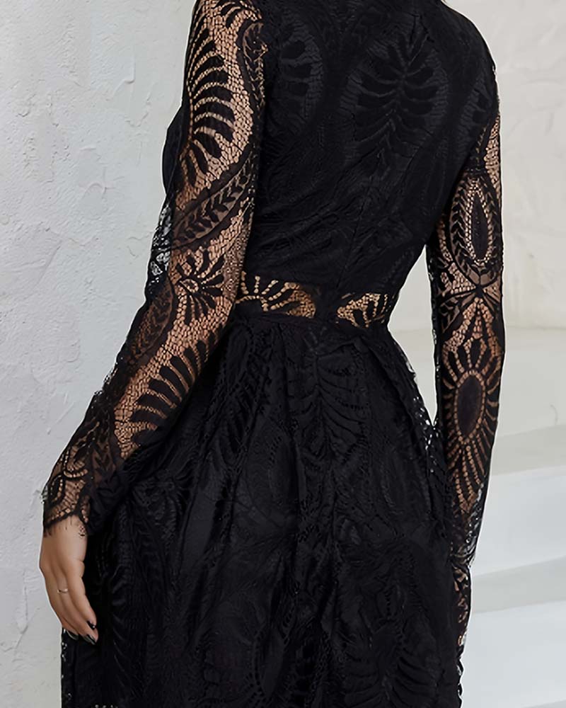 Robe Col Rond Dentelle Découpée Taille