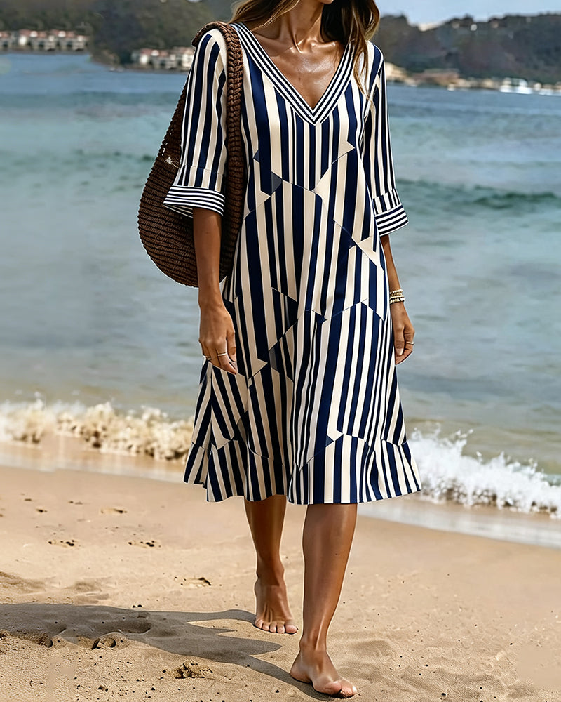 Robe Rayée Demi-Manche Col V