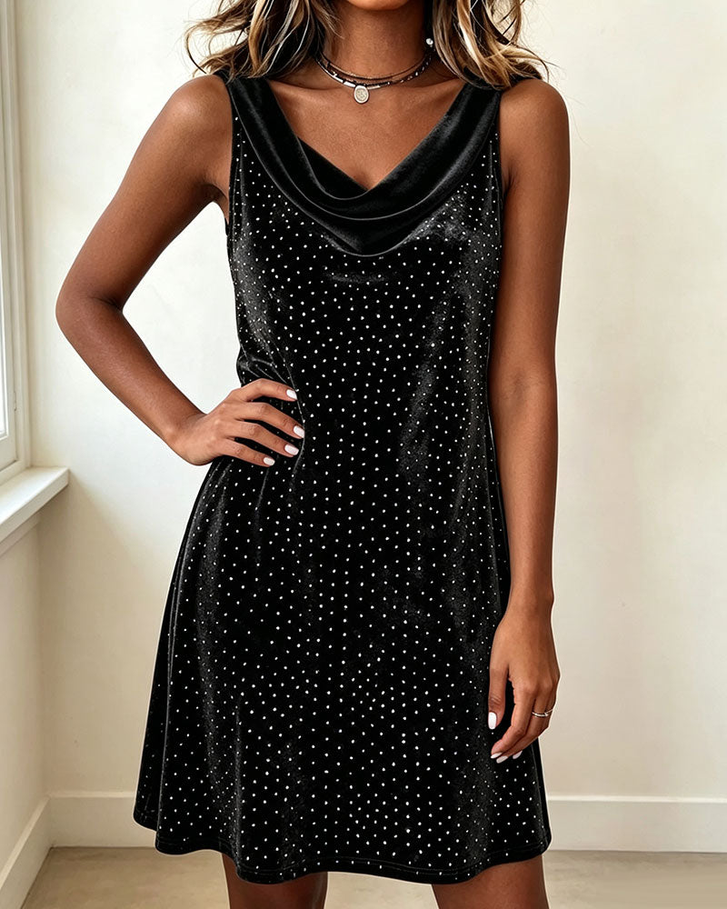 Robe Sans Manches Col Cascade Velours