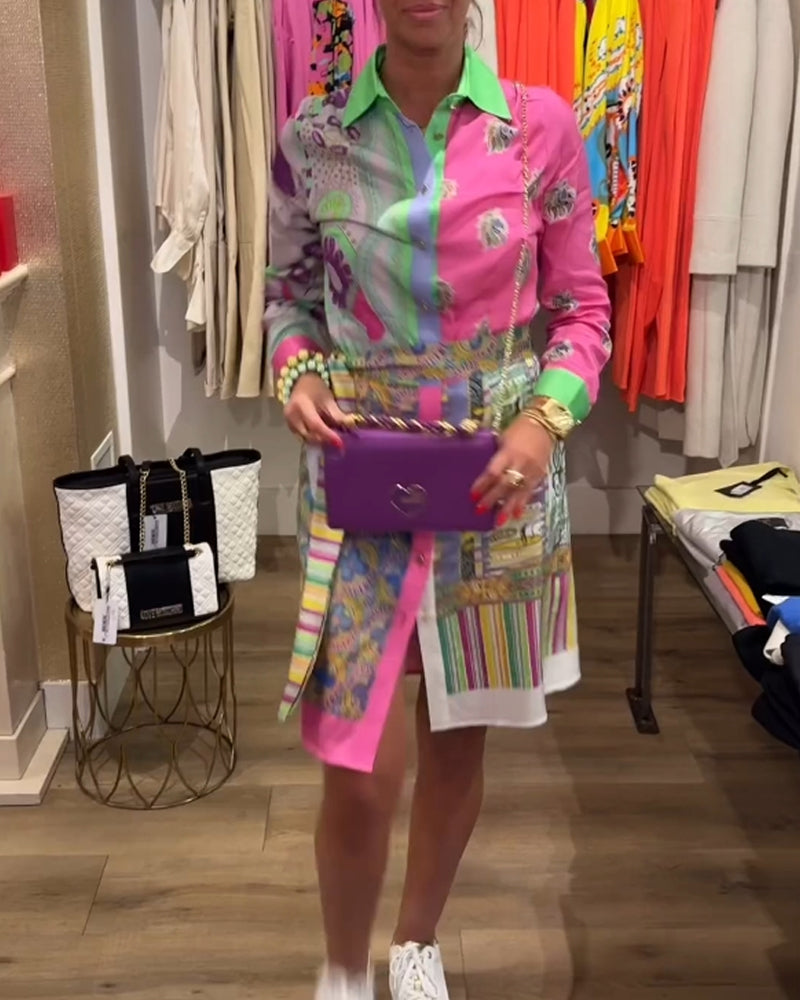 Robe colorée fendue à revers