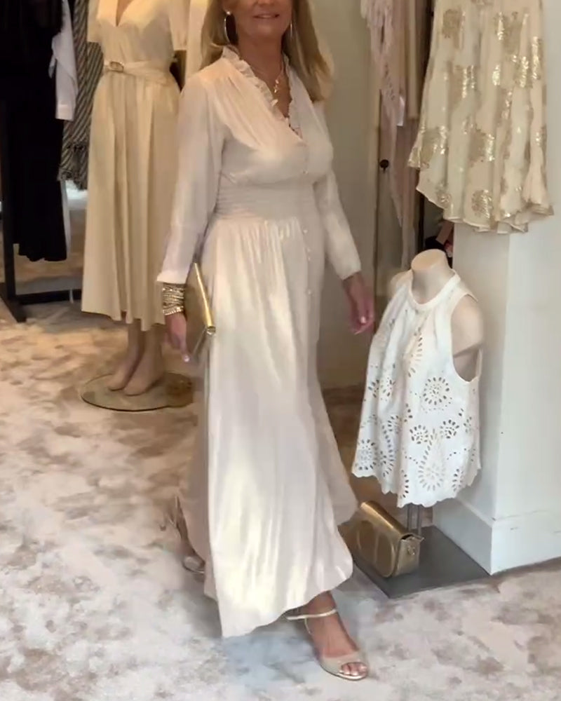 Robe longue col dentelle taille boutonnée