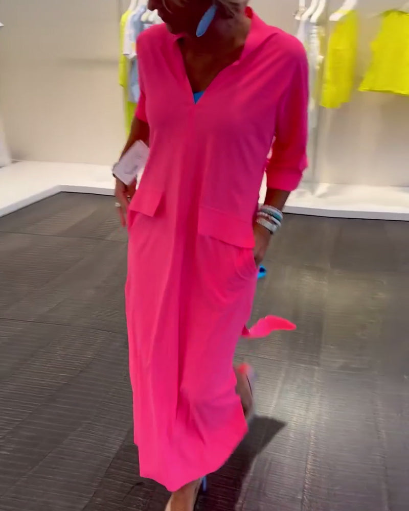 Robe couleur unie fendue à col V