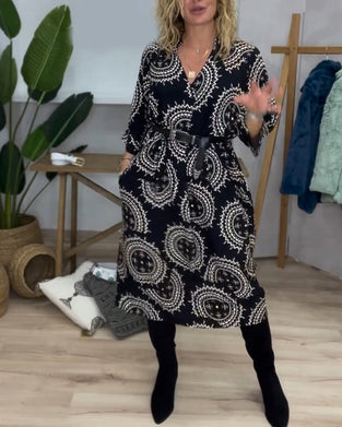 Robe à col V et manches longues