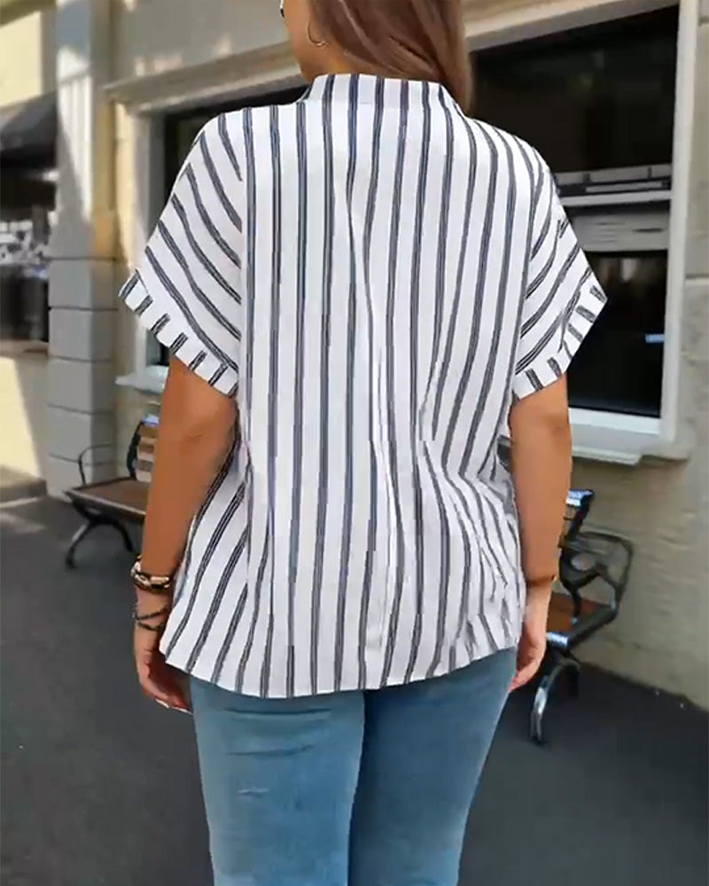 Blouse à Boutons Col en V Rayée