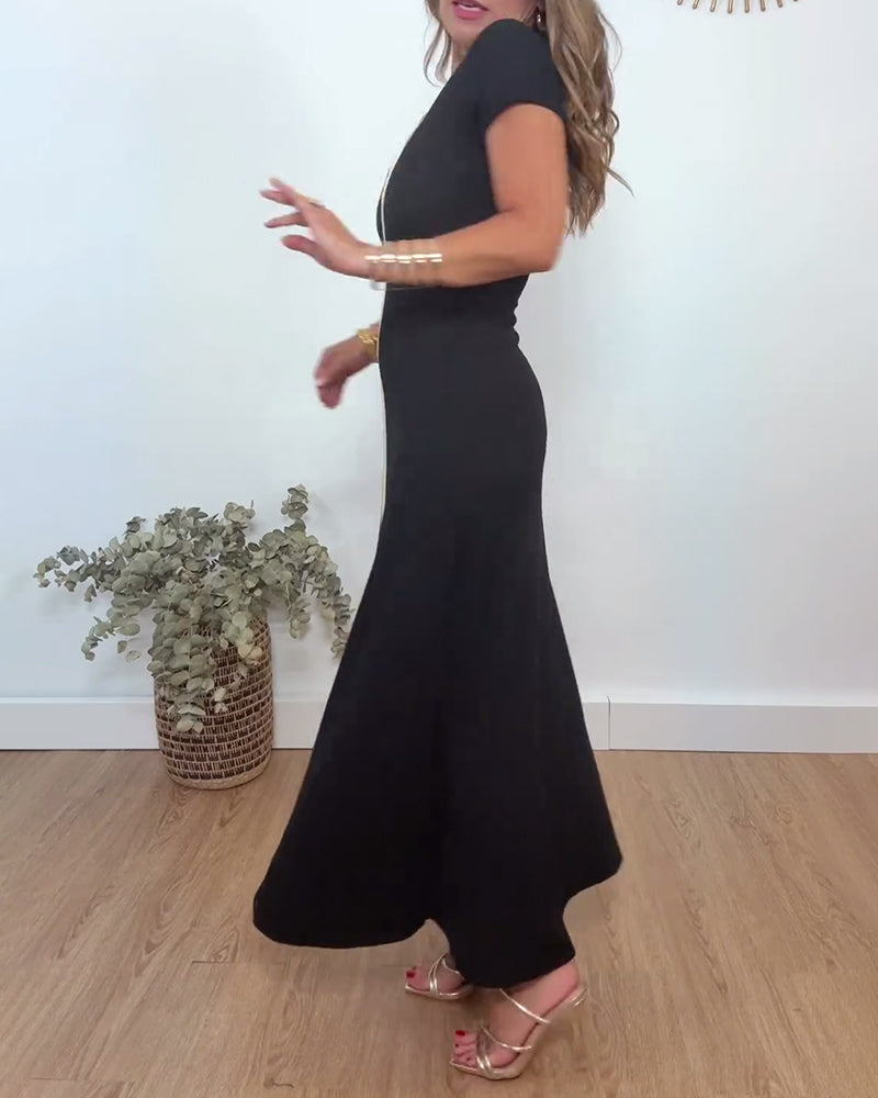 Robe élégante fendue à col en V et imprimé contrasté